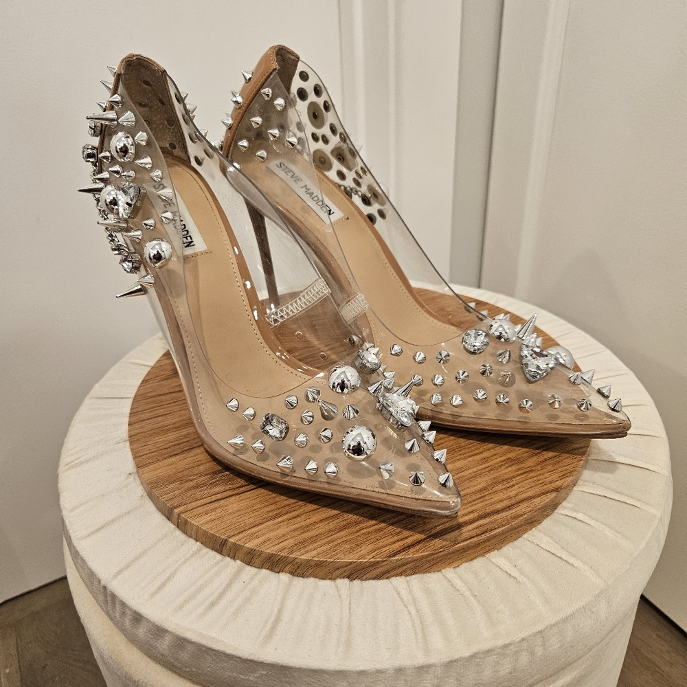 Steve Madden Veronicka Spikey Pumps